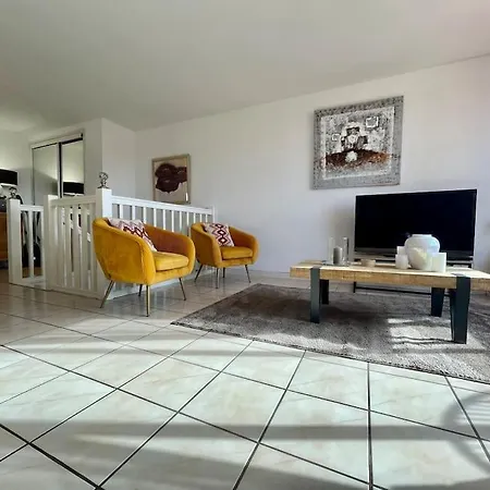 Duplex 70m2 - Vue Cite Medievale - Parking Gratuit Apartman *